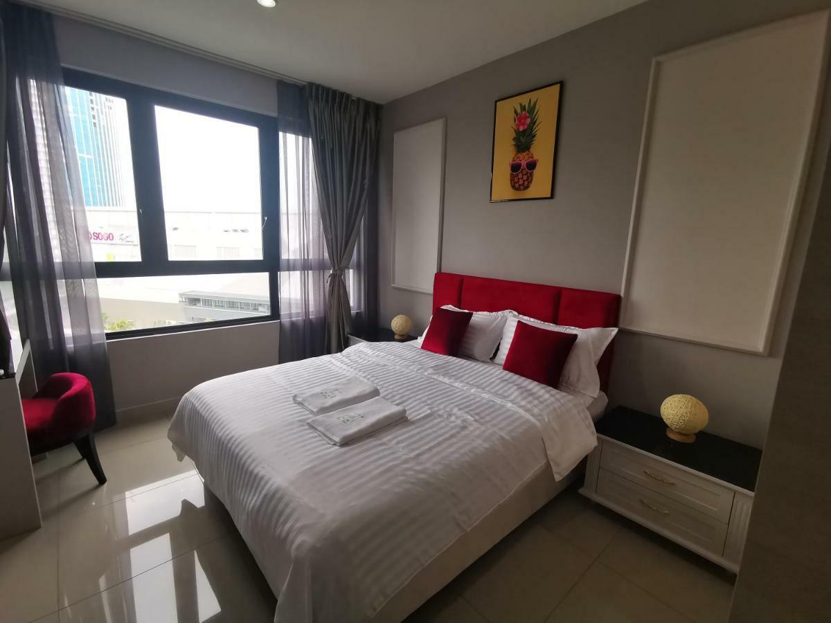 Studio Apartment With Balcony By Host Assist I-City シャー・アラム エクステリア 写真